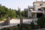 4. Купить дом в Греции.