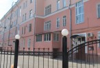 2. Купить трехкомнатную квартиру в историческом центре Ярославля.